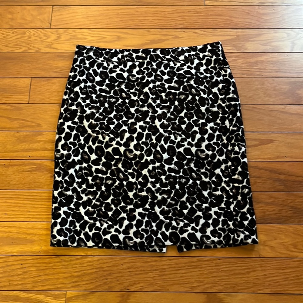 J. Crew Skirt Womens 4 Black White Leopard Jacquard